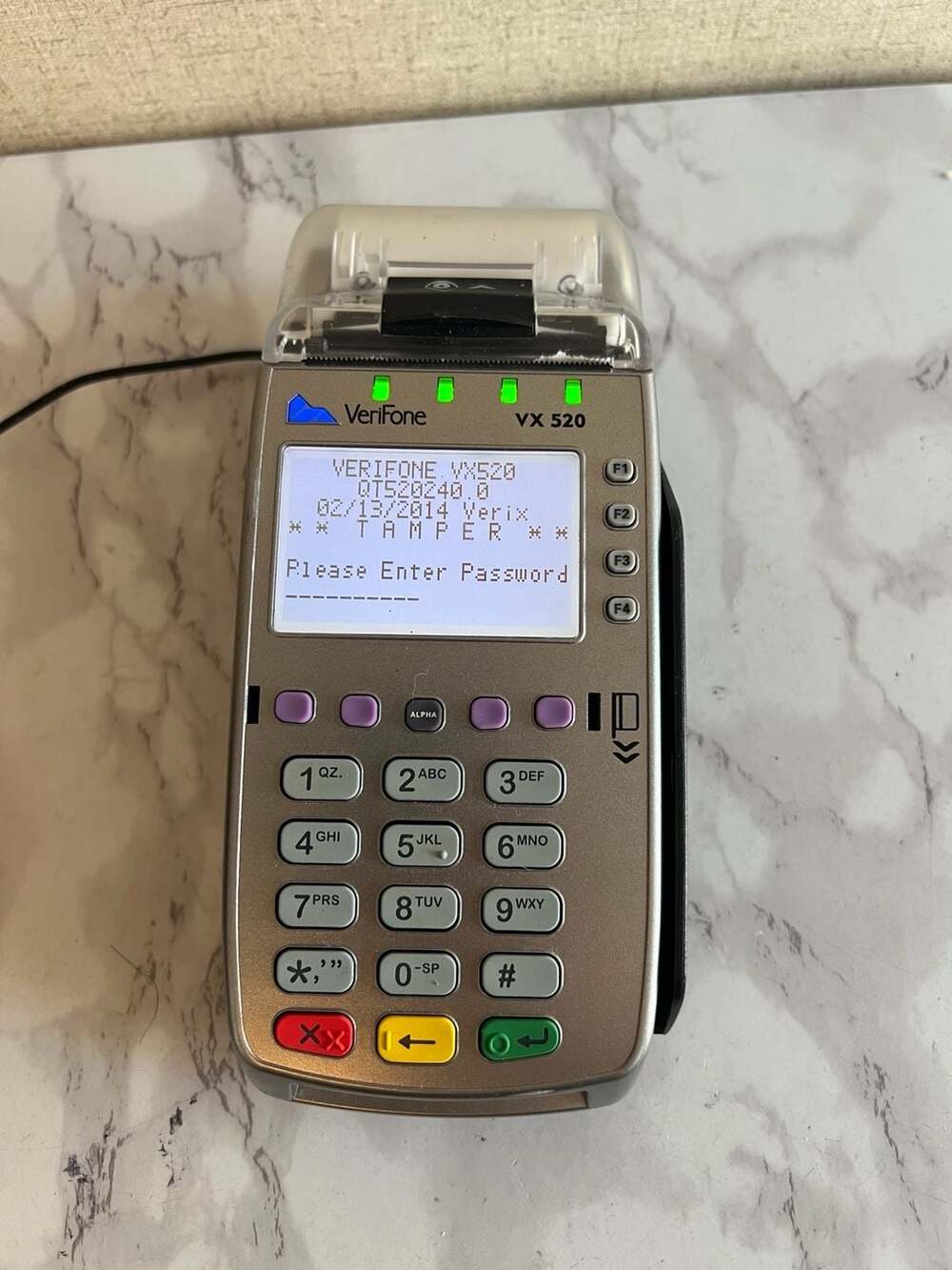 VeriFone VX 520 Credit Card Terminal Reader